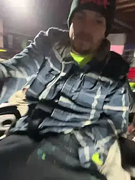 Snapshot of joeycbigcock chatting on 12/20/24, 08:55 joeycbigcock online show from 12/20/24, 08:55