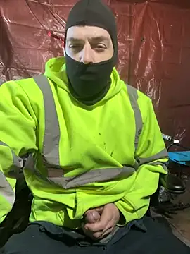 Snapshot of joeycbigcock chatting on 01/27/25, 05:48 joeycbigcock online show from 01/27/25, 05:48