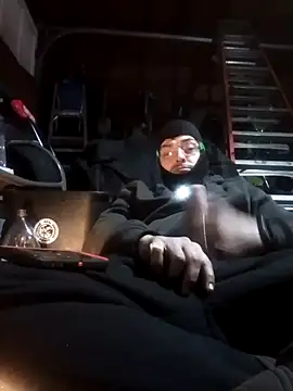 Snapshot of joeycbigcock chatting on 02/13/25, 06:20 joeycbigcock online show from 02/13/25, 06:20