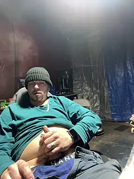 Snapshot of joeycbigcock chatting on 03/10/25, 01:23 joeycbigcock online show from 03/10/25, 01:23