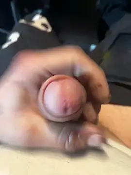 Snapshot of joeycbigcock chatting on 03/19/25, 02:02 joeycbigcock online show from 03/19/25, 02:02