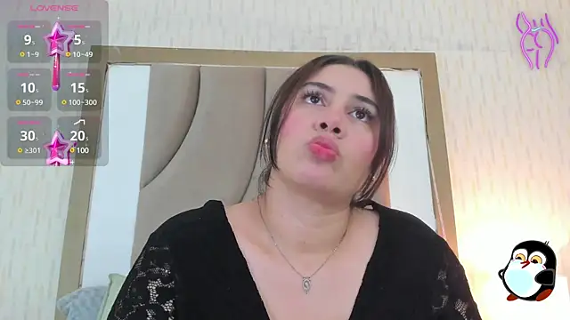 Snapshot of ThyaraJhons chatting on 02/08/25, 12:06 ThyaraJhons online show from 02/08/25, 12:06