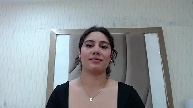 Snapshot of ThyaraJhons chatting on 03/12/25, 11:20 ThyaraJhons online show from 03/12/25, 11:20