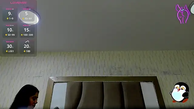 Snapshot of ThyaraJhons chatting on 03/13/25, 12:02 ThyaraJhons online show from 03/13/25, 12:02