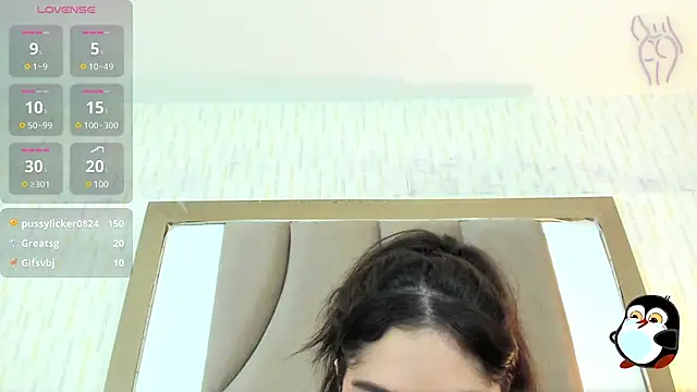 Snapshot of ThyaraJhons chatting on 03/17/25, 03:07 ThyaraJhons online show from 03/17/25, 03:07