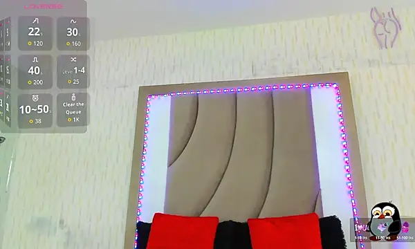 Snapshot of ThyaraJhons chatting on 09/17/25, 12:07 ThyaraJhons online show from 09/17/25, 12:07