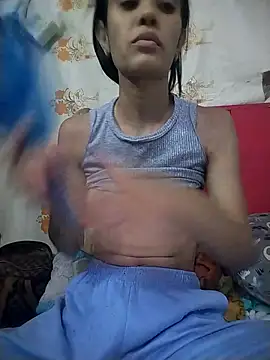 Snapshot of The-quee22 chatting on 10/10/25, 07:02 The-quee22 online show from 10/10/25, 07:02