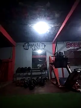 Snapshot of The-quee22 chatting on 12/17/25, 05:13 The-quee22 online show from 12/17/25, 05:13