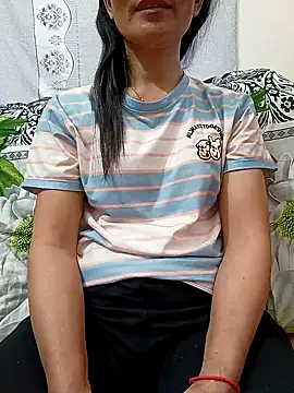 Asian girl13 online show from 02/22/26, 12:56