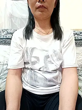 Snapshot of Asian_girl13 chatting on 03/22/26, 01:36 Asian girl13 online show from 03/22/26, 01:36