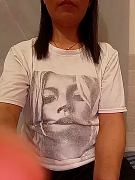 Snapshot of Asian_girl13 chatting on 03/25/26, 10:49 Asian girl13 online show from 03/25/26, 10:49