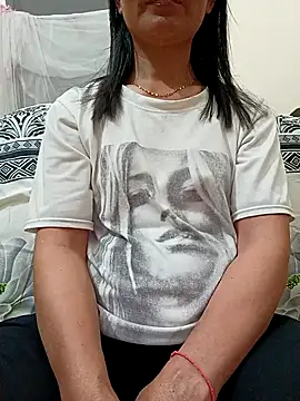 Snapshot of Asian_girl13 chatting on 04/04/26, 10:07 Asian girl13 online show from 04/04/26, 10:07