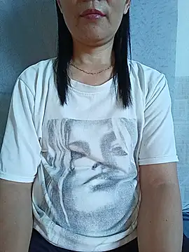 Snapshot of Asian_girl13 chatting on 06/10/26, 02:12 Asian girl13 online show from 06/10/26, 02:12