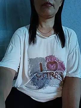Snapshot of Asian_girl13 chatting on 06/18/26, 02:12 Asian girl13 online show from 06/18/26, 02:12