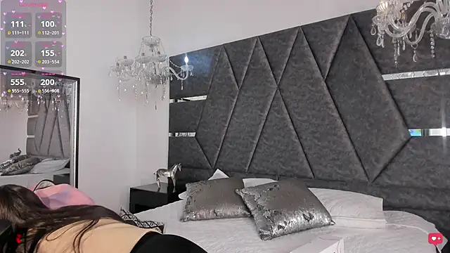 IsabellaGrey19 online show from 10/10/25, 07:13