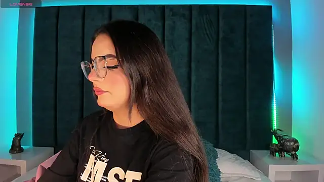 IsabellaGrey19 online show from 11/16/25, 07:41