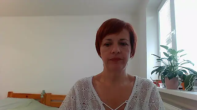 LoraLoraMay online show from 10/05/25, 12:03