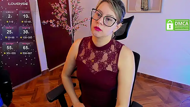 Chanelll Taylorr  online show from 03/20/25, 04:20