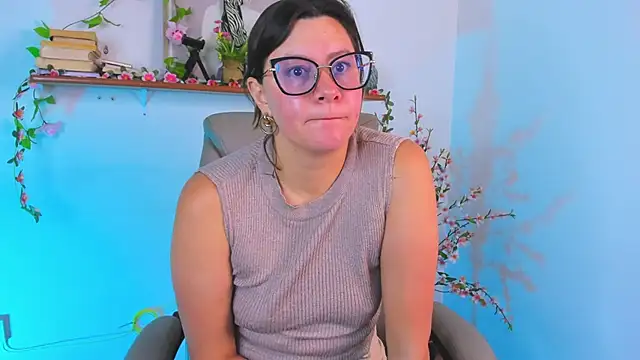 Chanelll Taylorr  online show from 02/26/26, 01:10