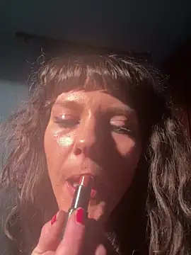 Snapshot of OniricFemme chatting on 02/19/25, 11:04 OniricFemme online show from 02/19/25, 11:04