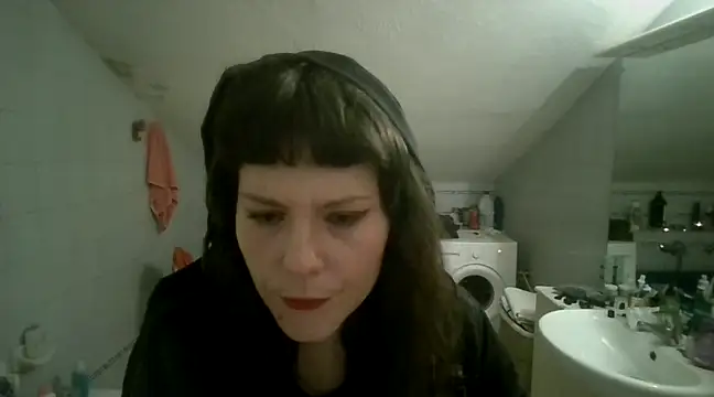 Snapshot of OniricFemme chatting on 03/01/25, 03:21 OniricFemme online show from 03/01/25, 03:21