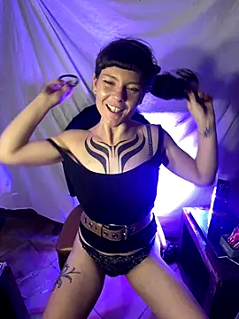 Snapshot of OniricFemme chatting on 09/27/25, 03:33 OniricFemme online show from 09/27/25, 03:33