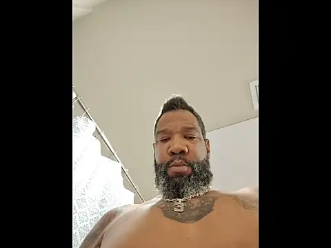 Snapshot of 3prettyboy3 chatting on 03/18/26, 08:17 3prettyboy3 online show from 03/18/26, 08:17