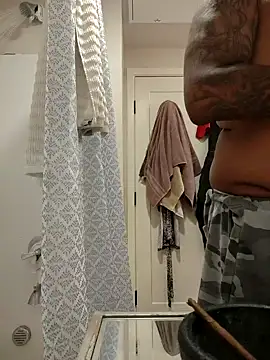 Snapshot of 3prettyboy3 chatting on 03/20/26, 06:24 3prettyboy3 online show from 03/20/26, 06:24