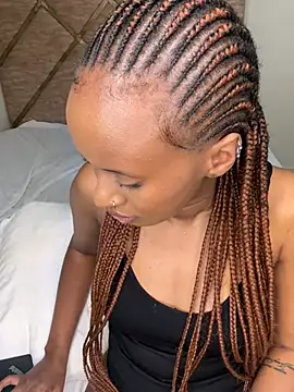 Snapshot of Star_Light2 chatting on 12/08/24, 12:19 Star Light2 online show from 12/08/24, 12:19