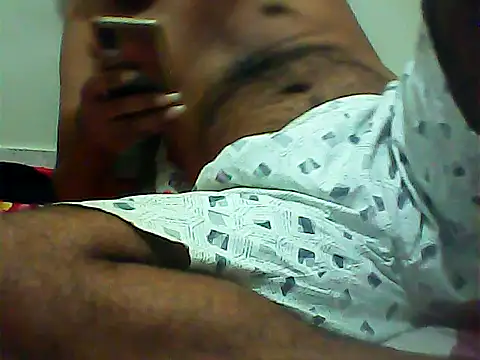Snapshot of Alaksona chatting on 06/21/26, 06:10 Alaksona online show from 06/21/26, 06:10