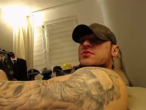 ballardbret online show from 11/12/25, 01:39