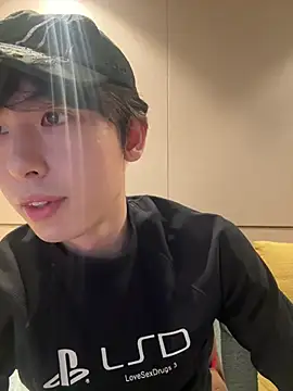 Snapshot of 1a1a1alll chatting on 02/07/25, 02:26 1a1a1alll online show from 02/07/25, 02:26