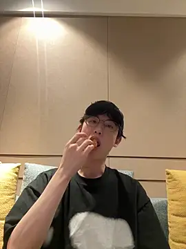 Snapshot of 1a1a1alll chatting on 03/05/25, 02:45 1a1a1alll online show from 03/05/25, 02:45