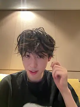 Snapshot of 1a1a1alll chatting on 03/19/25, 02:35 1a1a1alll online show from 03/19/25, 02:35