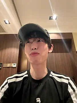 Snapshot of 1a1a1alll chatting on 09/12/25, 02:39 1a1a1alll online show from 09/12/25, 02:39