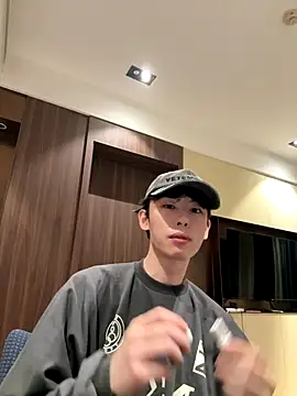 Snapshot of 1a1a1alll chatting on 10/14/25, 03:24 1a1a1alll online show from 10/14/25, 03:24