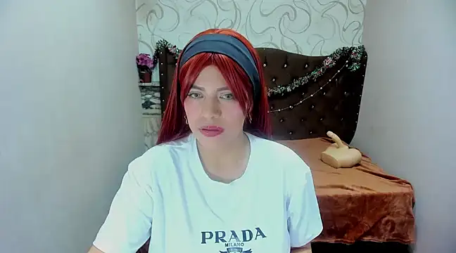 CurvyJulieth online show from 12/22/24, 11:31