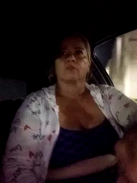 Snapshot of natally_ross21 chatting on 12/24/24, 10:33 natally ross21 online show from 12/24/24, 10:33