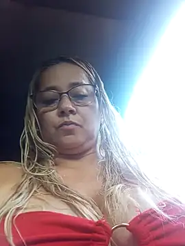 Snapshot of natally_ross21 chatting on 12/25/24, 11:54 natally ross21 online show from 12/25/24, 11:54