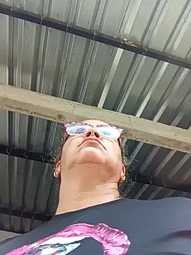 Snapshot of natally_ross21 chatting on 02/04/25, 12:22 natally ross21 online show from 02/04/25, 12:22