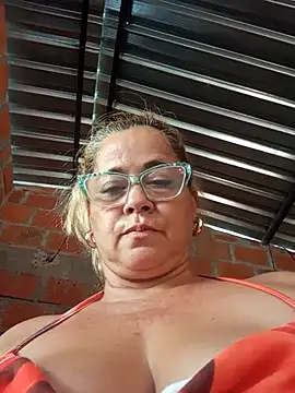 Snapshot of natally_ross21 chatting on 09/13/25, 10:09 natally ross21 online show from 09/13/25, 10:09