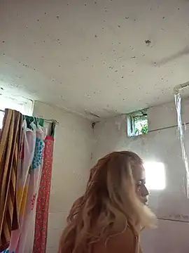 Snapshot of natally_ross21 chatting on 10/04/25, 11:41 natally ross21 online show from 10/04/25, 11:41