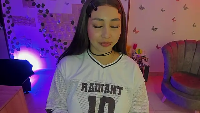 Snapshot of Fiore_Sanz_ chatting on 03/17/26, 03:00 Fiore Sanz online show from 03/17/26, 03:00