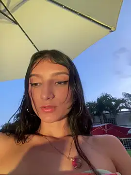 Snapshot of loly-yandere chatting on 01/09/25, 11:13 loly-yandere online show from 01/09/25, 11:13