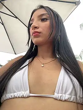 Snapshot of loly-yandere chatting on 02/16/25, 08:22 loly-yandere online show from 02/16/25, 08:22