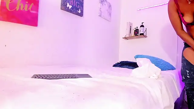 Snapshot of Kim_Baker1 chatting on 02/22/25, 09:37 Kim Baker1 online show from 02/22/25, 09:37