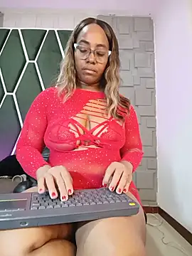 AmbarthSmiith2 online show from 06/16/26, 03:14