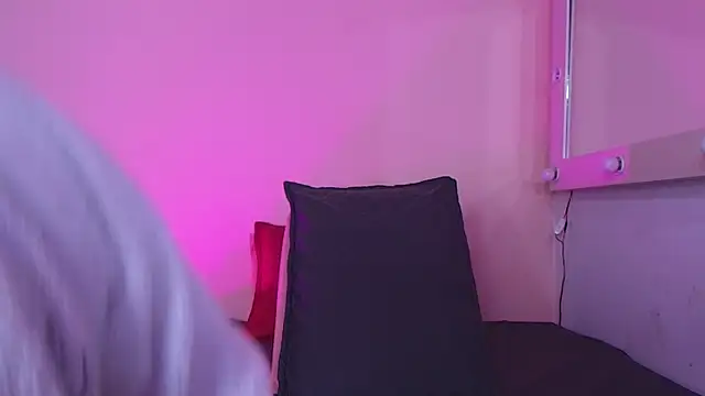 kendal rossi online show from 09/19/25, 12:06