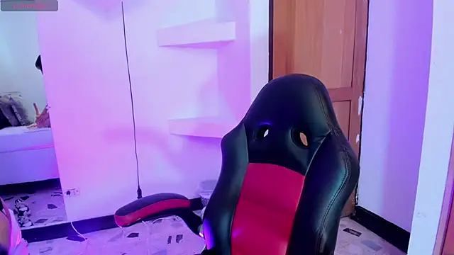 Naomi-Haruno online show from 01/24/25, 08:54