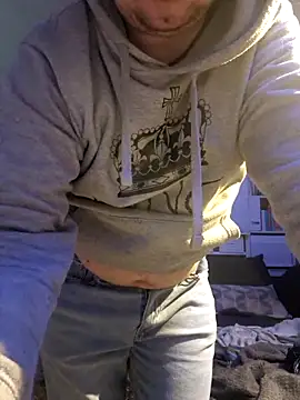 Snapshot of Sweet-Gismo chatting on 02/14/25, 04:04 Sweet-Gismo online show from 02/14/25, 04:04